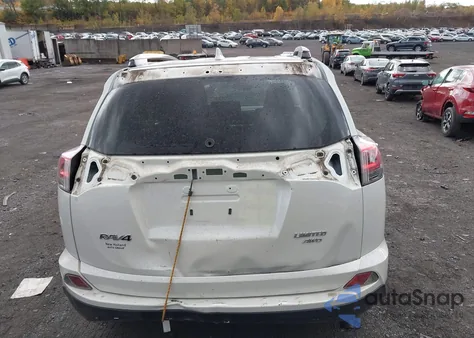 2018 Toyota Rav4 Limited z USA, uszkodzony, nr VIN JTMDFREV7JJ736678